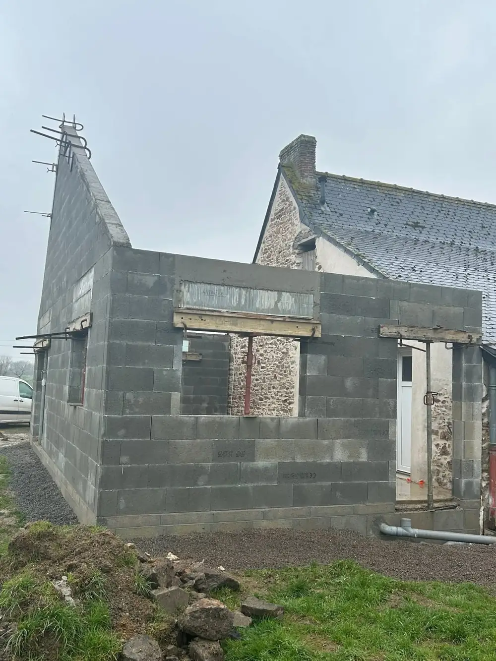 Réalisation OLIVEIRA — maçonnerie et ravalement de façade près de Tours (37) — photo 38